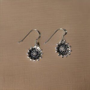 Brand New 925 Solid Sterling Silver Hanging Dangling Sunflower Earrings